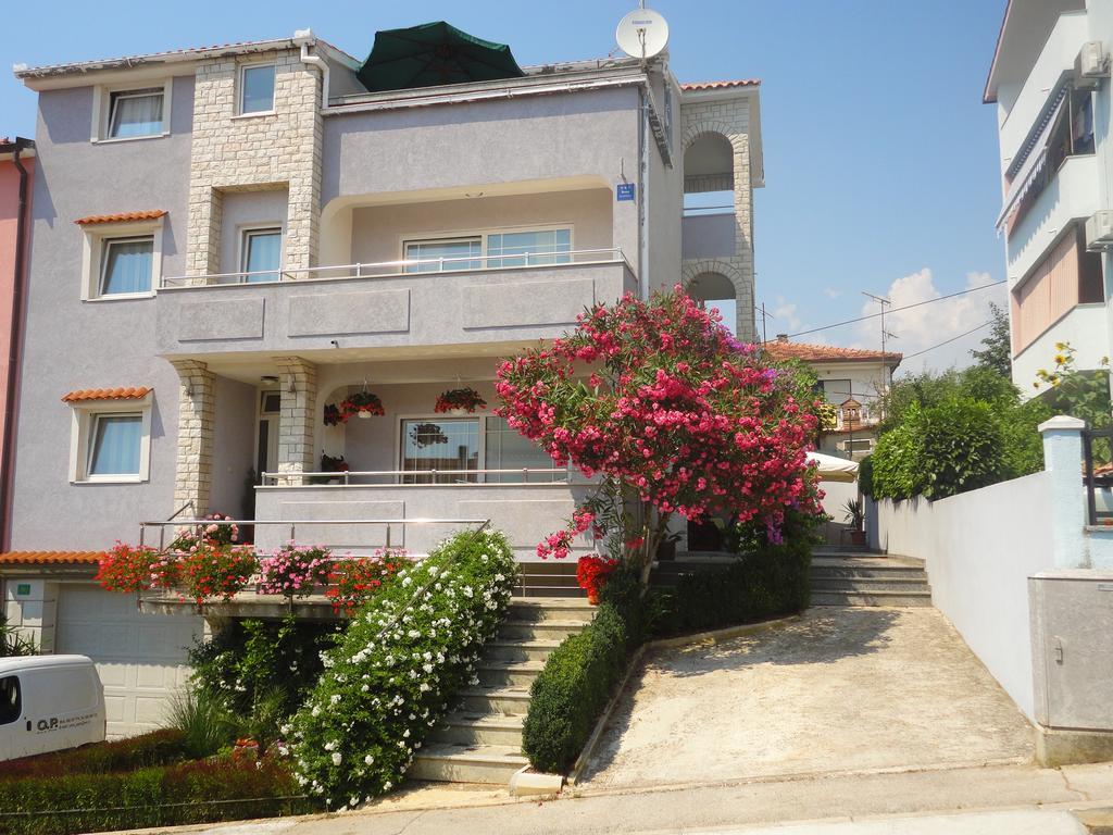 Apartment Pejic Pula